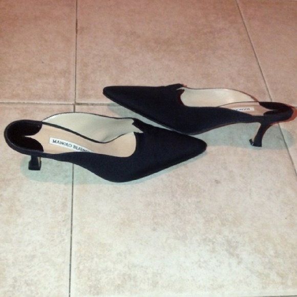 Manolo Blahnik Shoes - Manolo Blahnik Black Fabric Mules Shoes Size 37.5